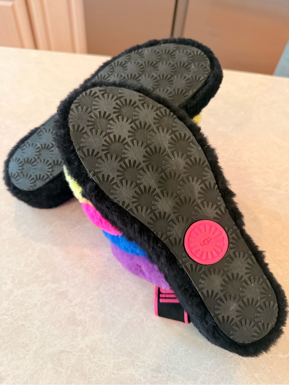 UGG Rainbow Fuzzy Slide Slippers with Purple, Blue, Pink, Yellow & Black - Picture 4 of 4